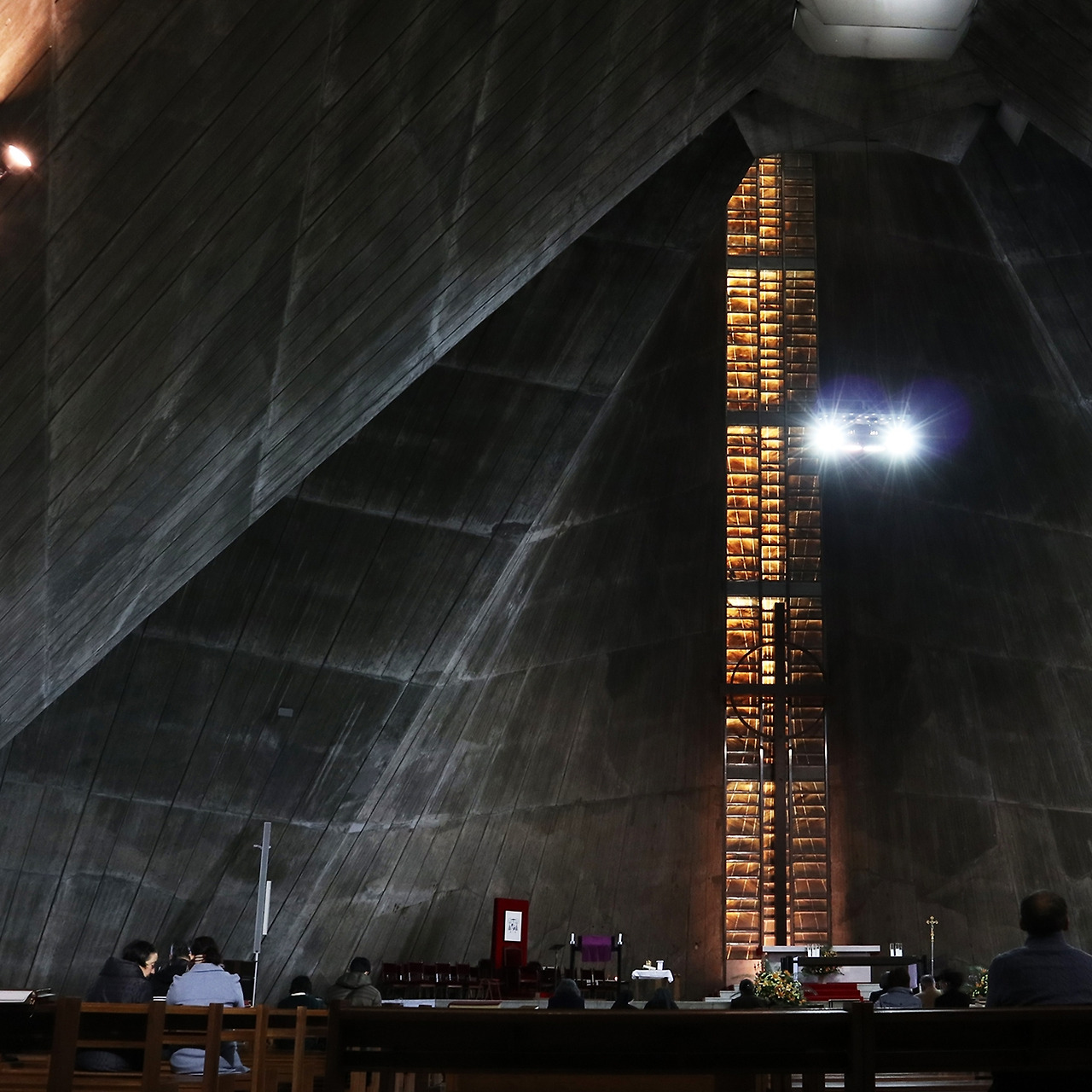 Kenzo Tange.St. Mary Cathedral_1x1  .jpg