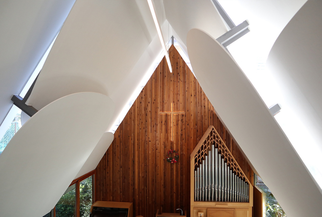 Higashi Totsuka Church_Akihisa Hirata2.jpg