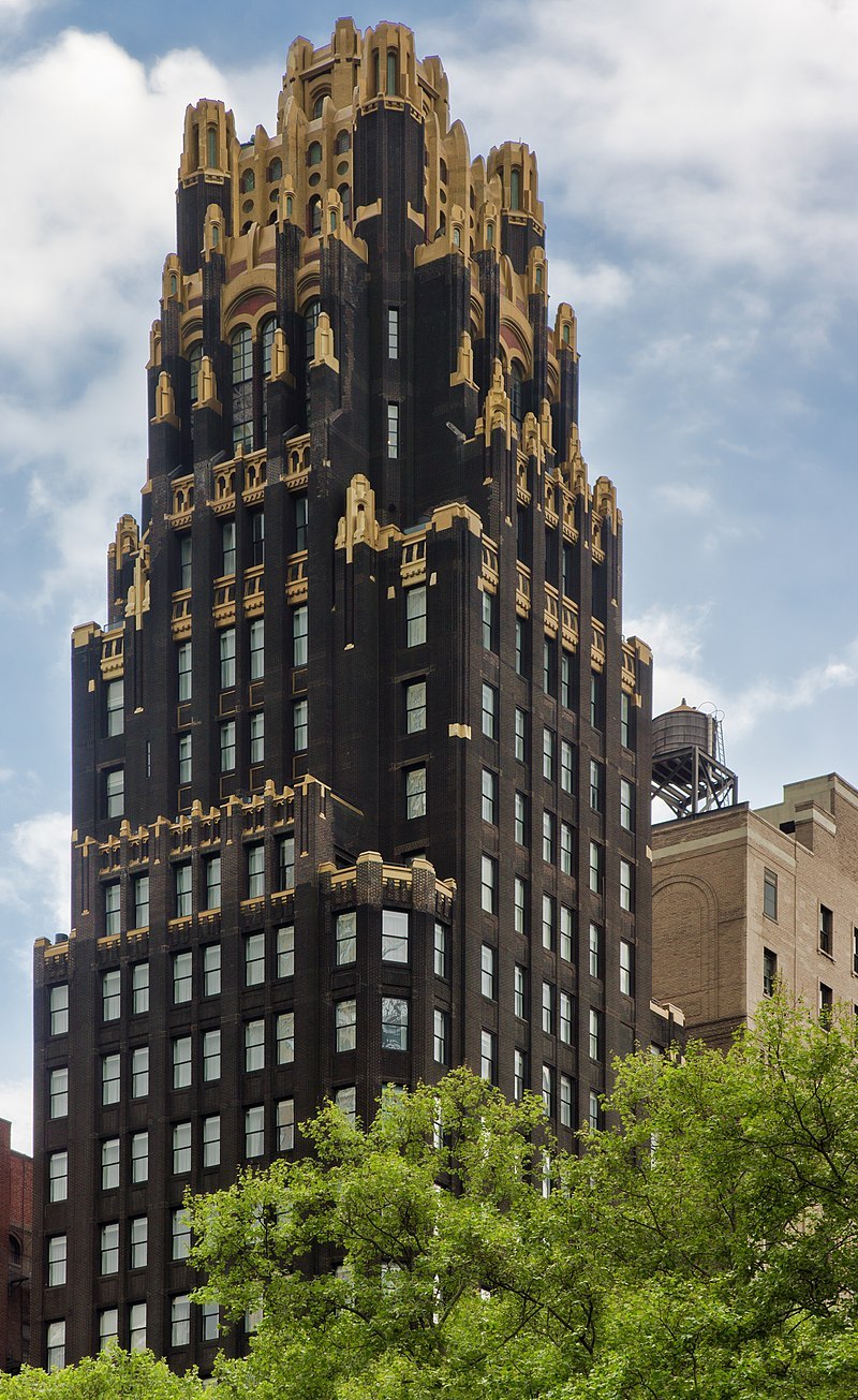 800px-NYC_-_American_Radiator_Building.jpg