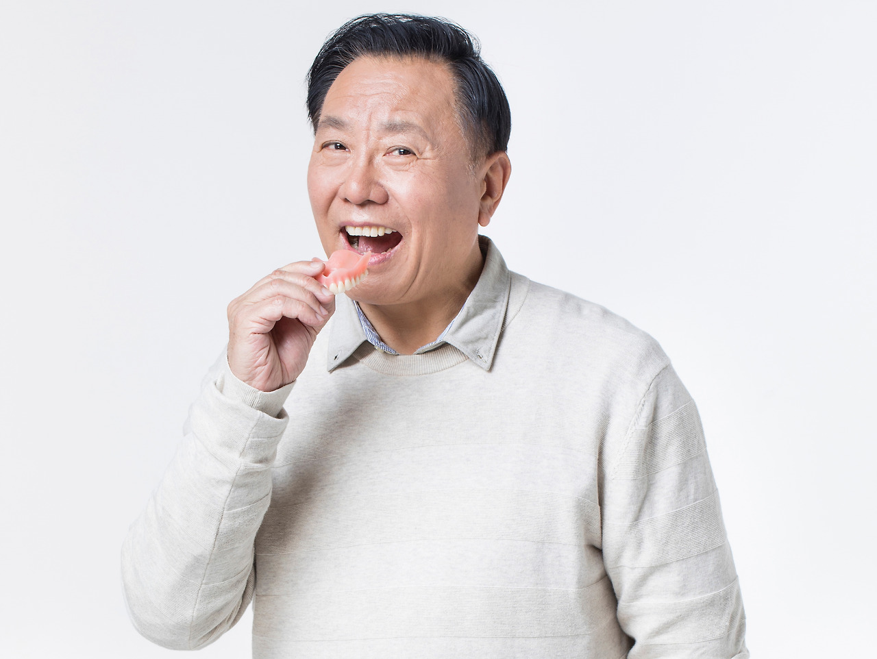 65세이상임플란트정부지원 받는방법