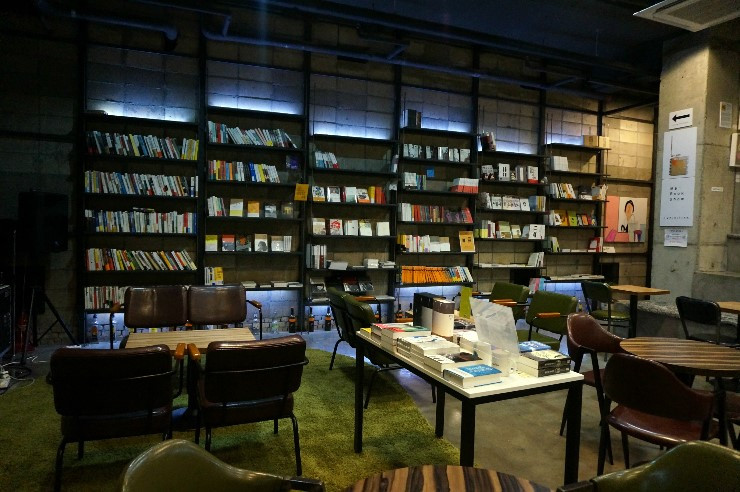 북티크 논현.jpg