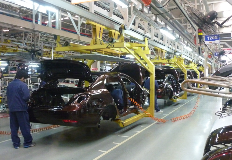 크기변환_aa111111Geely_assembly_line_in_Beilun,_Ningbo.jpg