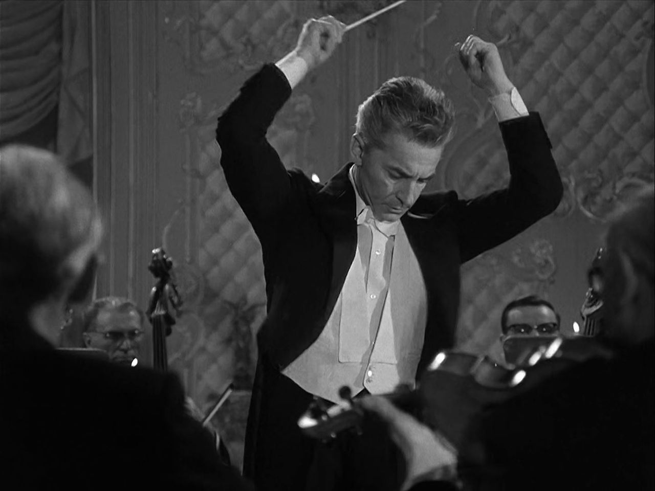 Herbert.von.Karajan.and.Yehudi.Menuhin.1080p.x265.AAC..mkv_000163500.jpg