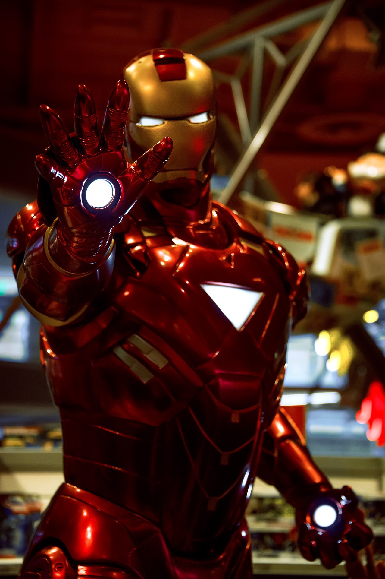 ironman-gd85a71437_1920.jpg