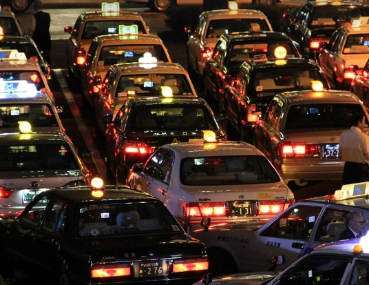 4화 병술택시.jpg