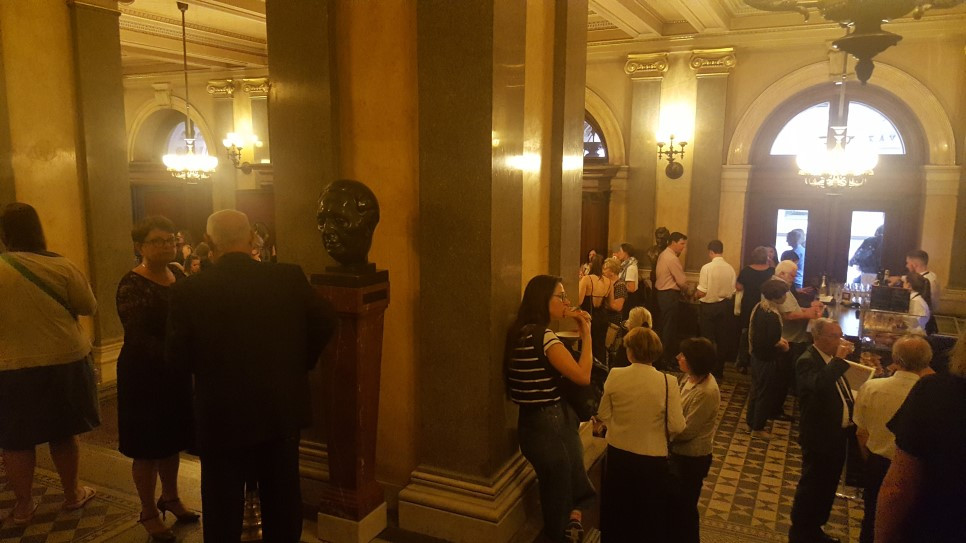 프라하 국립극장 2.jpg