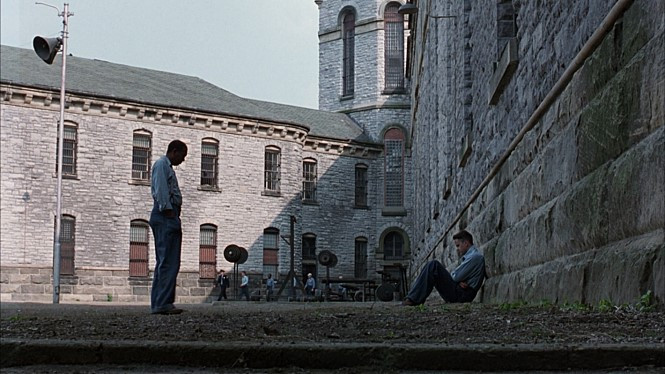 쇼생크 탈출 탈옥전대화.jpg