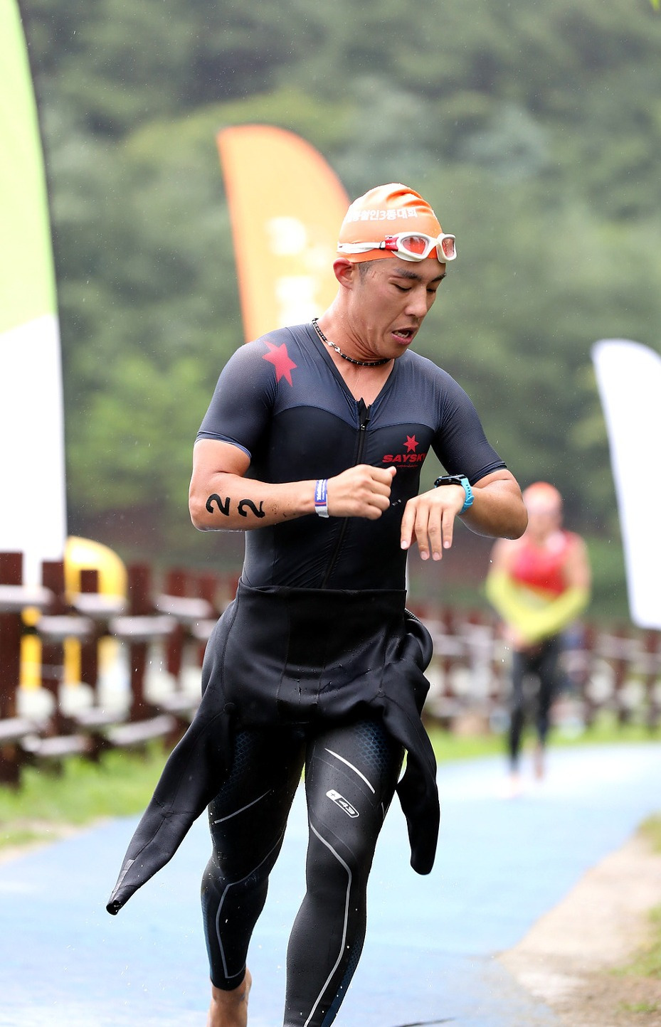 커리지인 조봉우 철인3종경기 선수4 (1).jpg