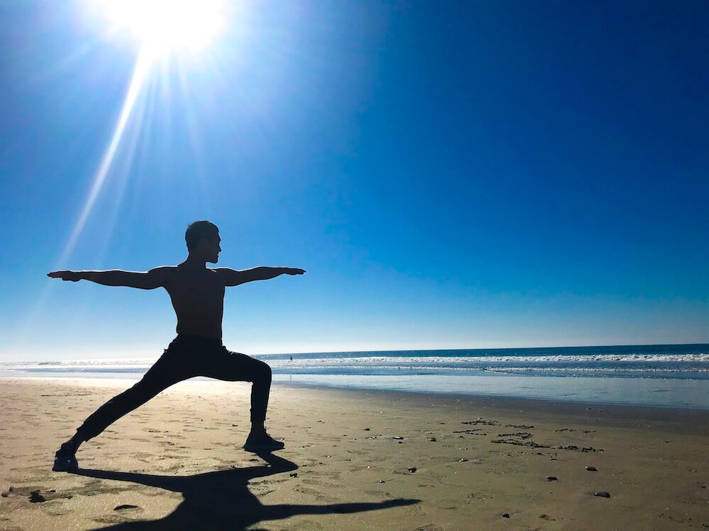 커리지인 남자 요가 강사 문제현4.jpg