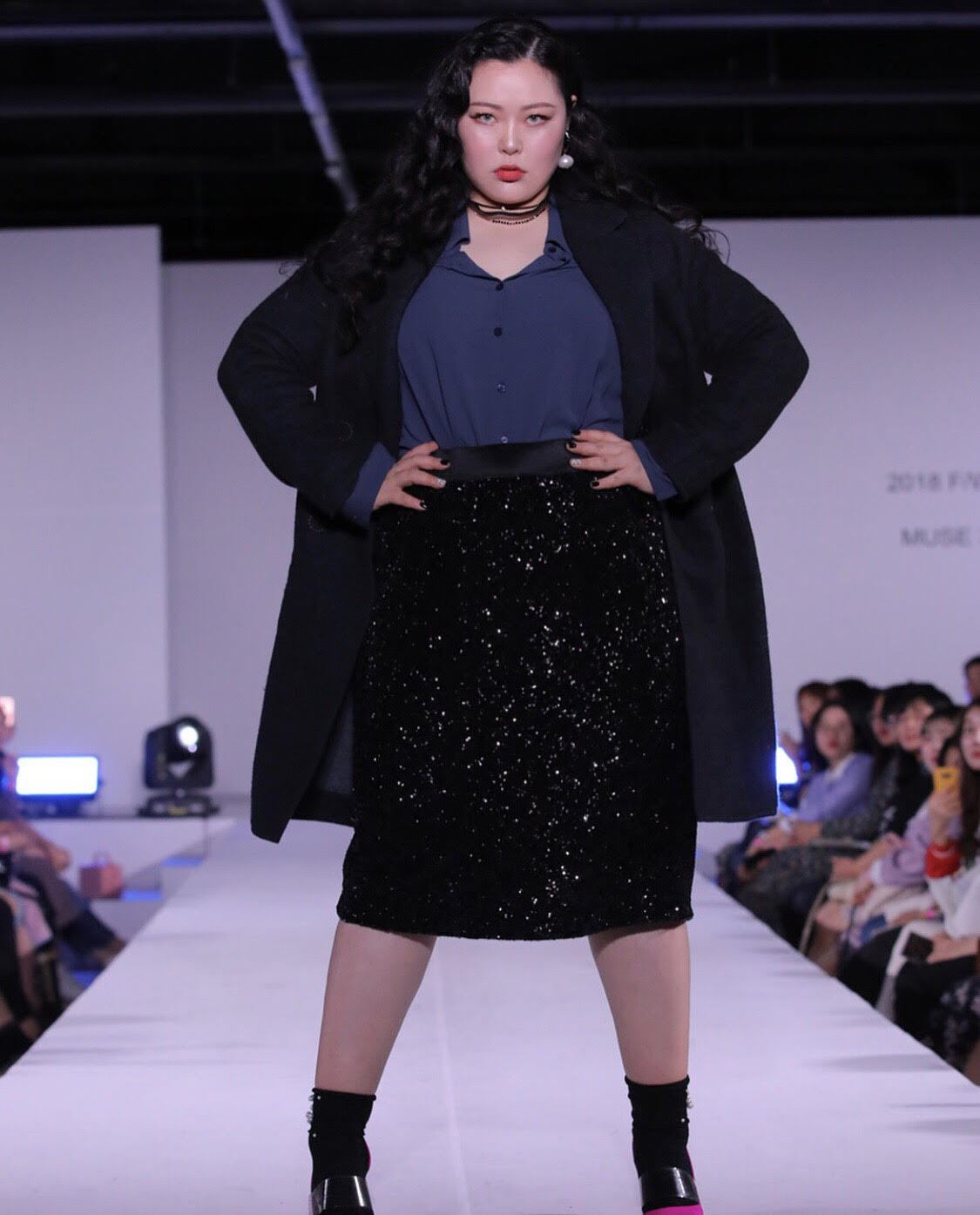 커리지인 방데이지 플러스사이즈모델3.jpg