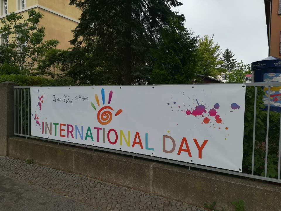 인터내셔널데이 1.jpg