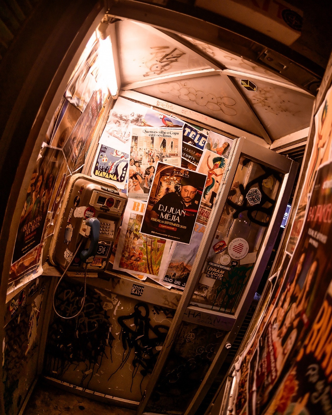 Dial the secret code and step into the past.  Behind the phone booth lies the heart of Havana Social's vibrant nightlife.   #havanasocialbkk #sohohospitality.jpg