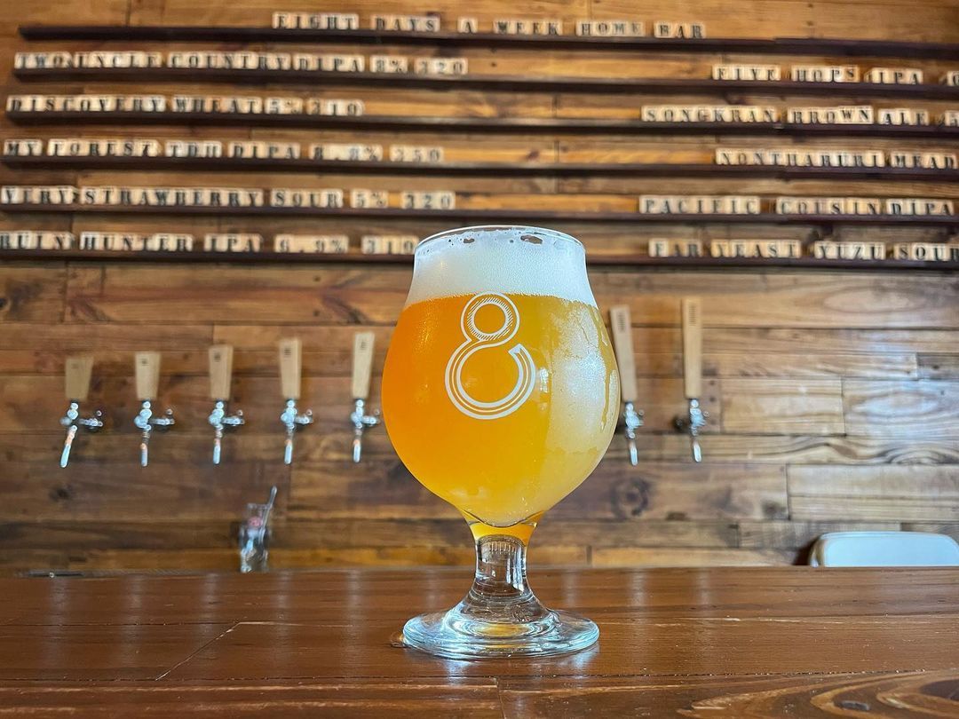 อย่าได้หลงลืมไป พรุ่งนี้ยังไม่ต้องไปทำงาน ยังมีเวลาชิลล์ไปได้อีกวัน#บาร์เบียร์ของค.jpg