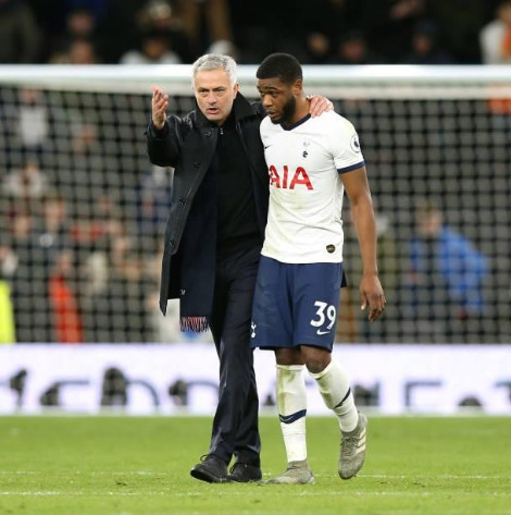 무리뉴 탕강가.jpg