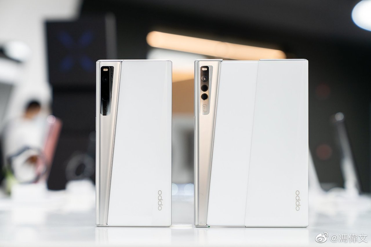 oppo_real_back.jpg