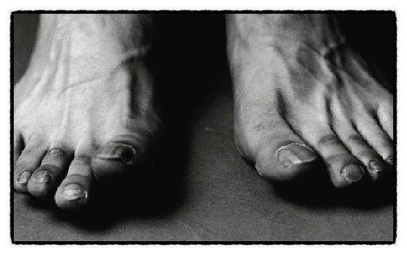 박지성의 발.jpg