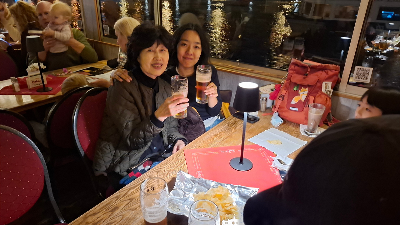 블타바강 밤 크루즈 06.jpg