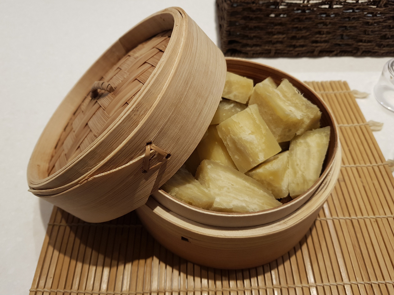 1. 키리시마제공_시식용고구마_무맛이다_명욱.jpg