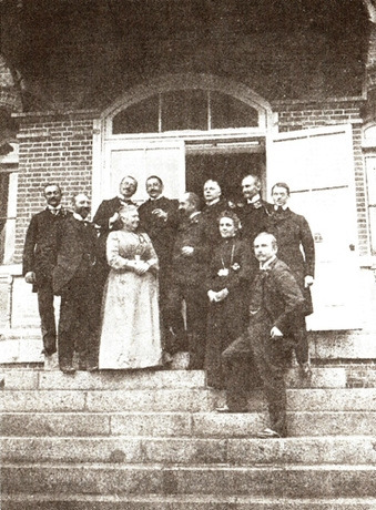 손탁호텔의 여주인 '미스 손탁.jpg