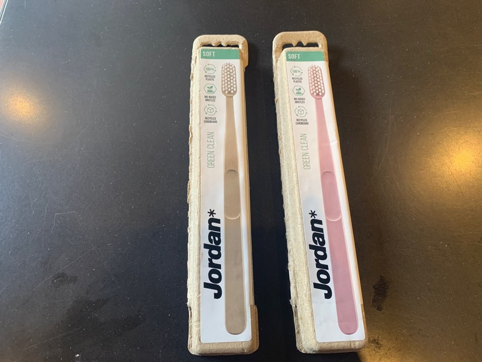 조르단 칫솔.jpg