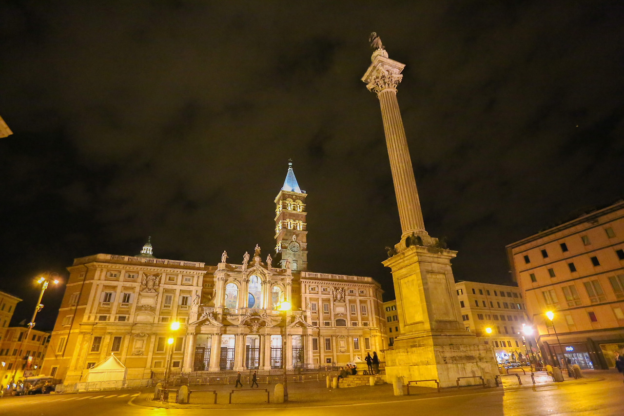 4 산타마조레 대성전.jpg