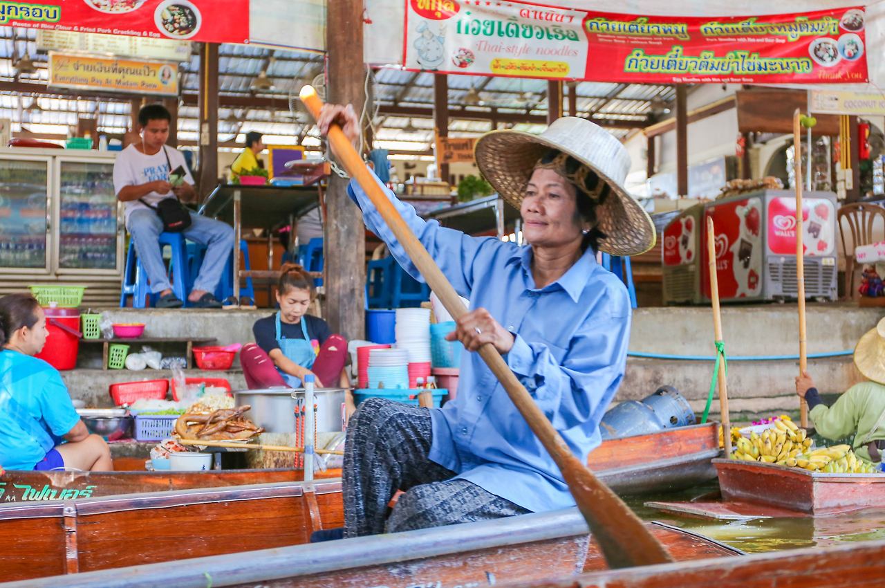 담넌사두억 수상시장 (2).jpg