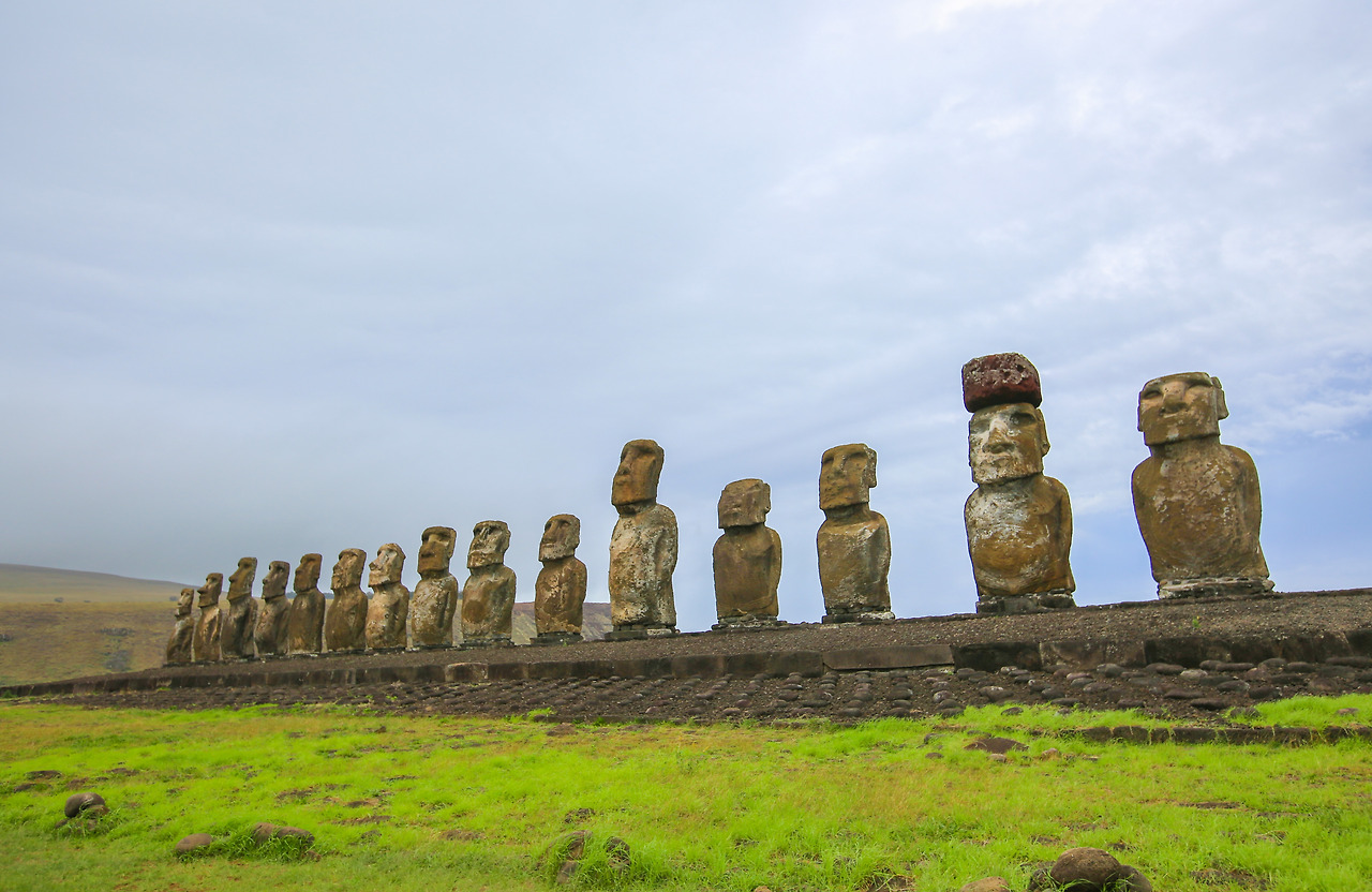 이스터섬의 모아이들 (6).jpg