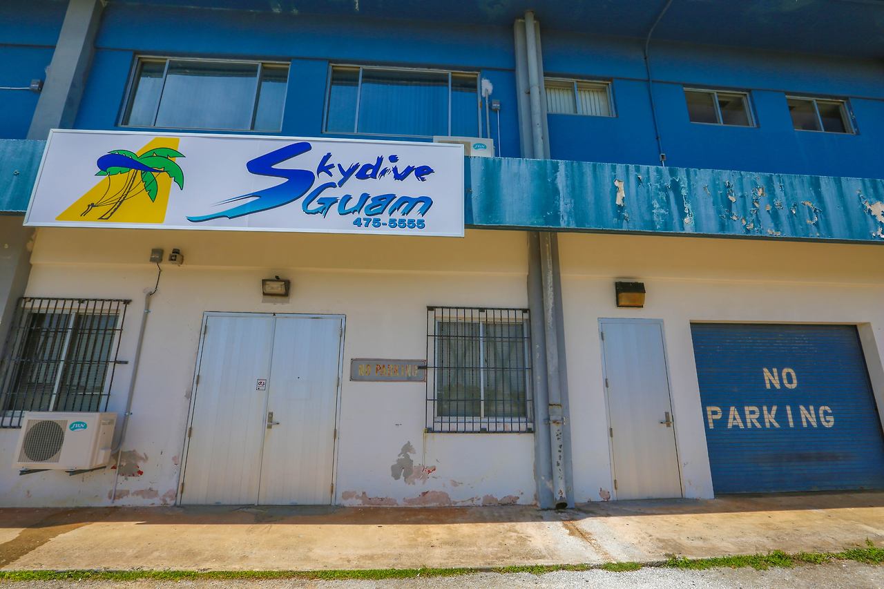 스카이 다이빙 사무소 풍경 (7).jpg