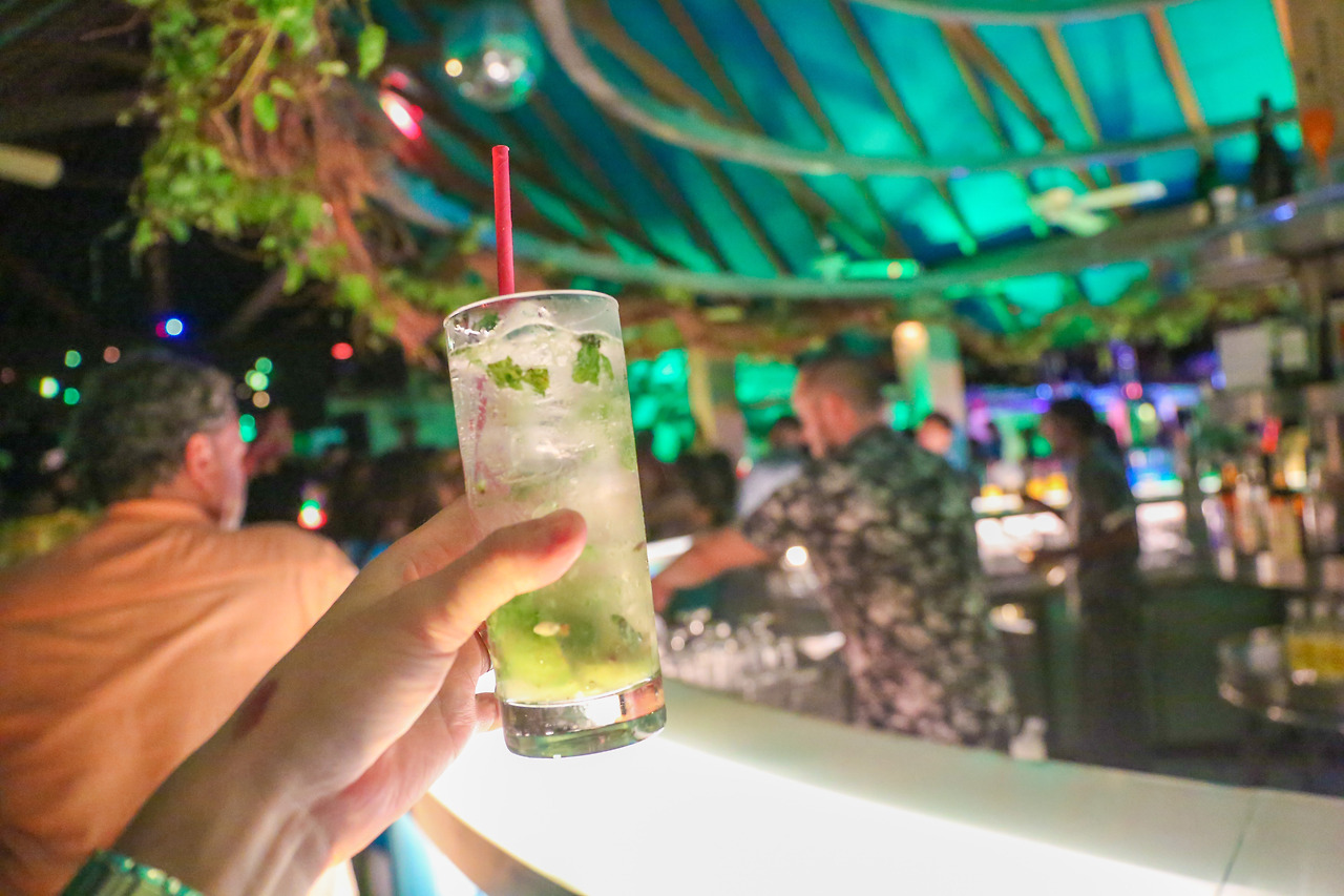 리조트 파티 (2).jpg