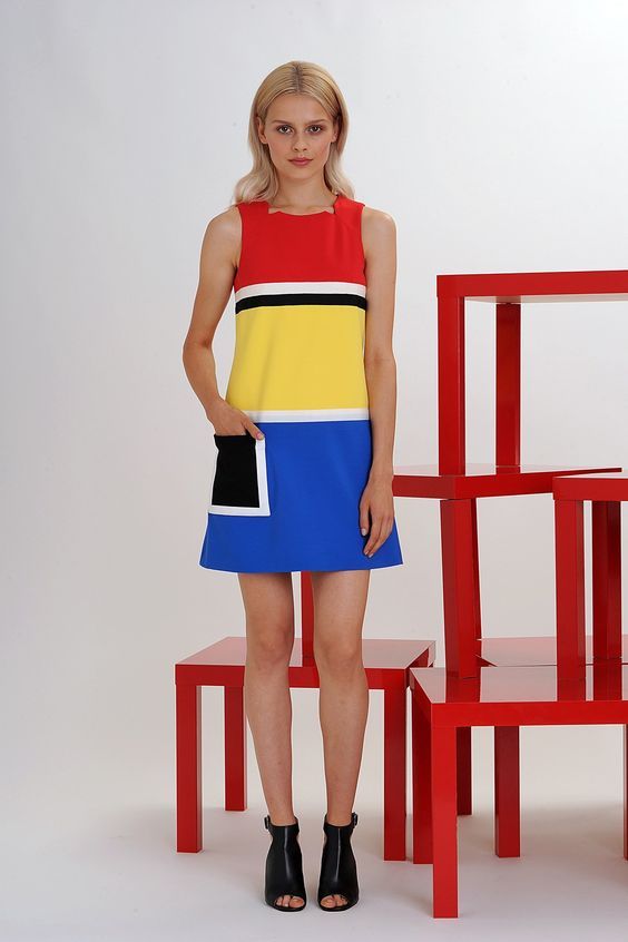 Lisa Perry 2016ss 2.jpg