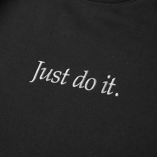 28-10-2019_nike_justdoitheavyweightcrewsweat_black_white_cd0414-010_blr_3.jpg
