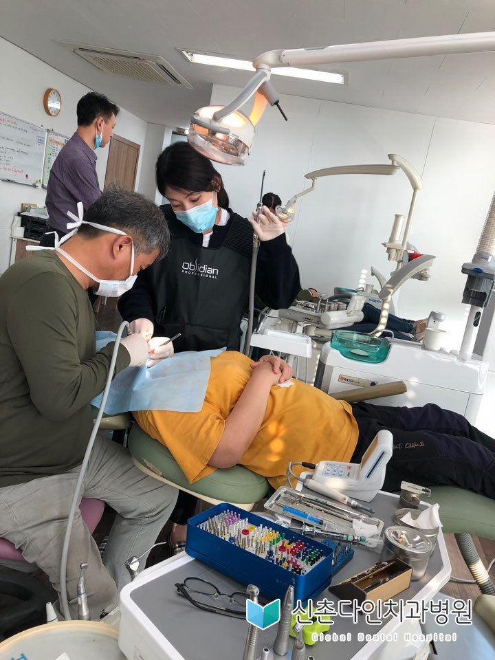 신촌다인치과_함께아시아4.jpg
