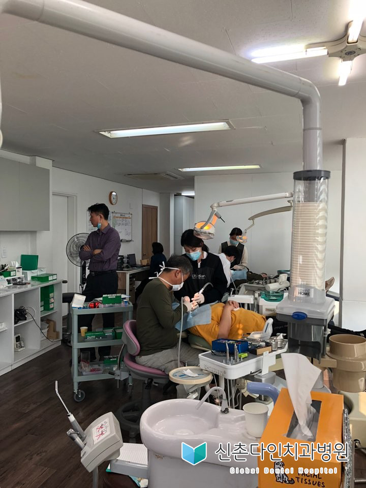 신촌다인치과_함께아시아5.jpg