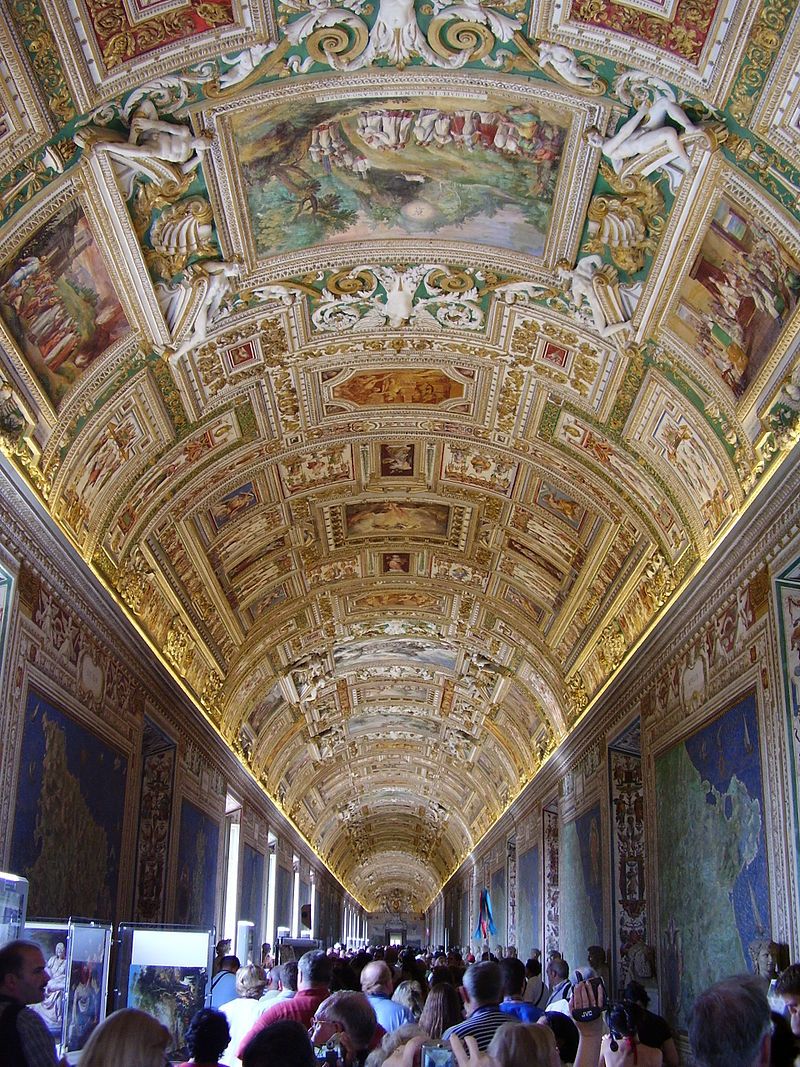 800px-Vatican_Museum_-_Gallery_of_Maps.jpg