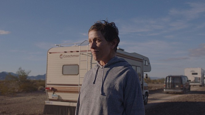 영화 노매드랜드.jpg