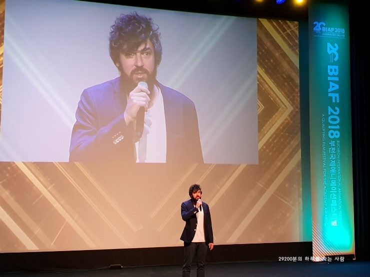 어나더 데이 오브 라이프 개막작.jpg