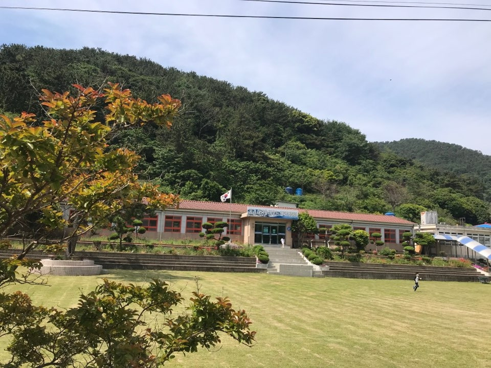 선생님도 학생도 있어요.jpg