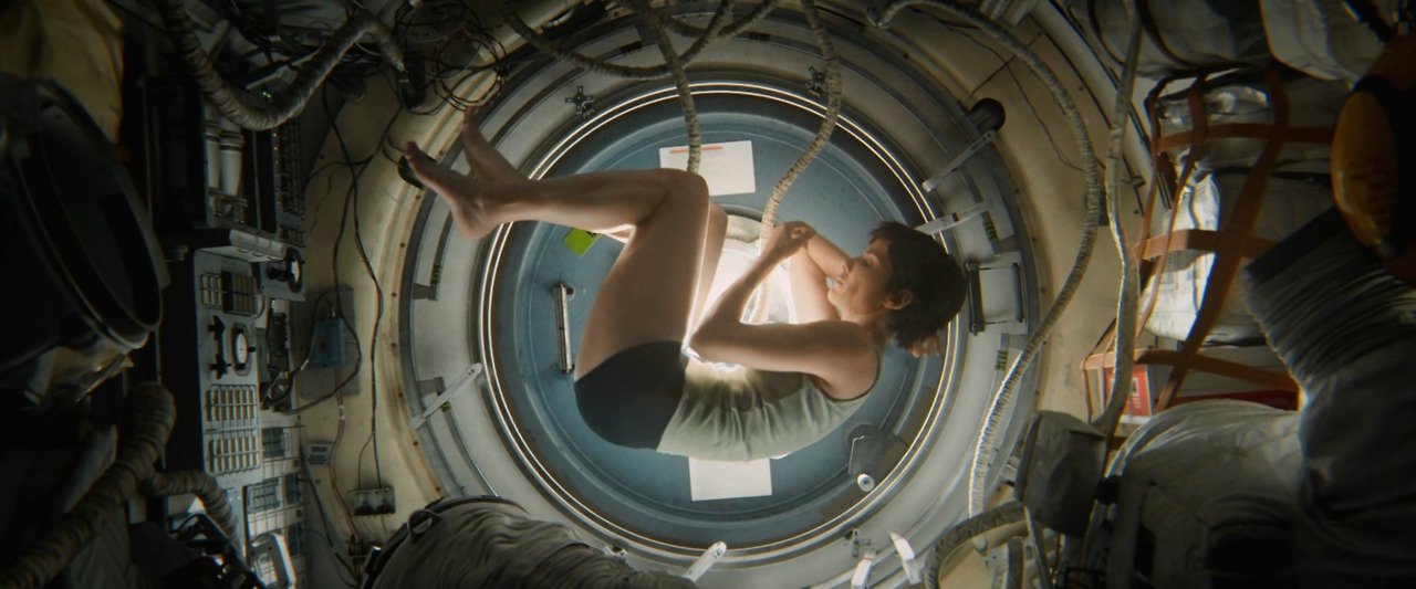 Gravity.2013.1080p.BluRay.x265-RARBG.mp4_20211112_005536.806.jpg