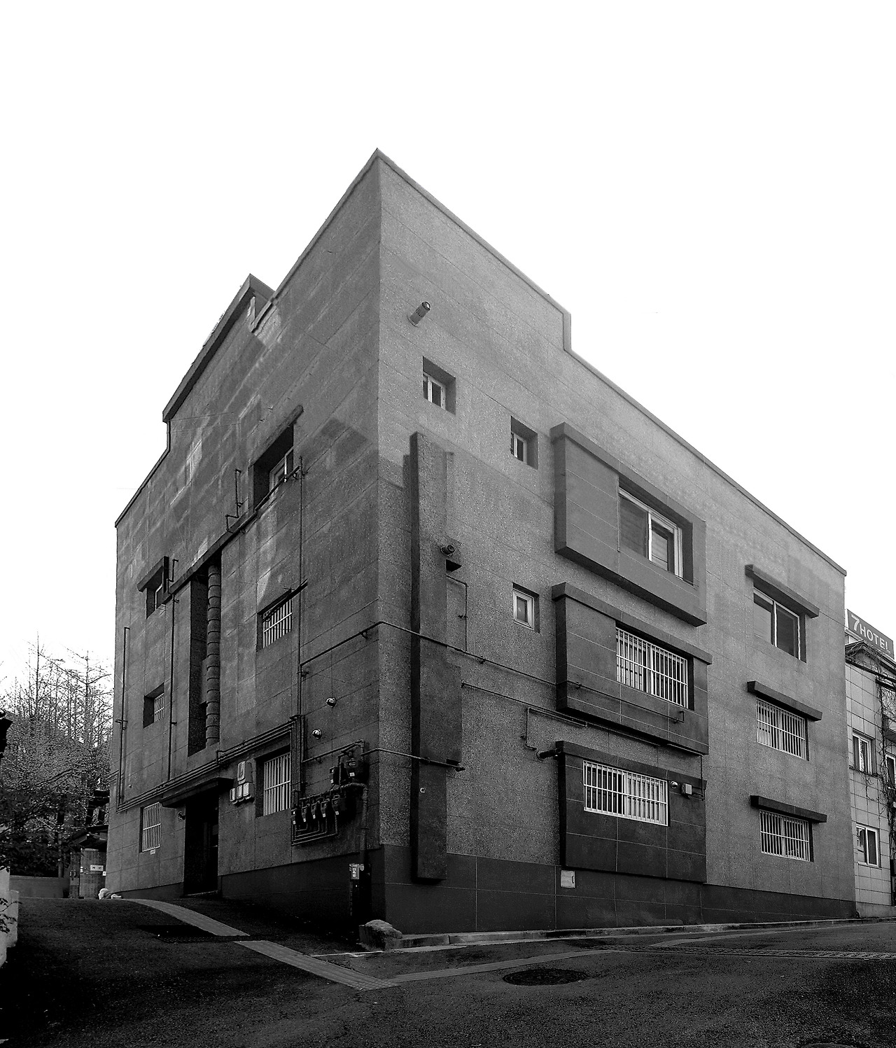 02-남산동 미쿠니 아파트_권이철(출처_경성의 아파트).jpg