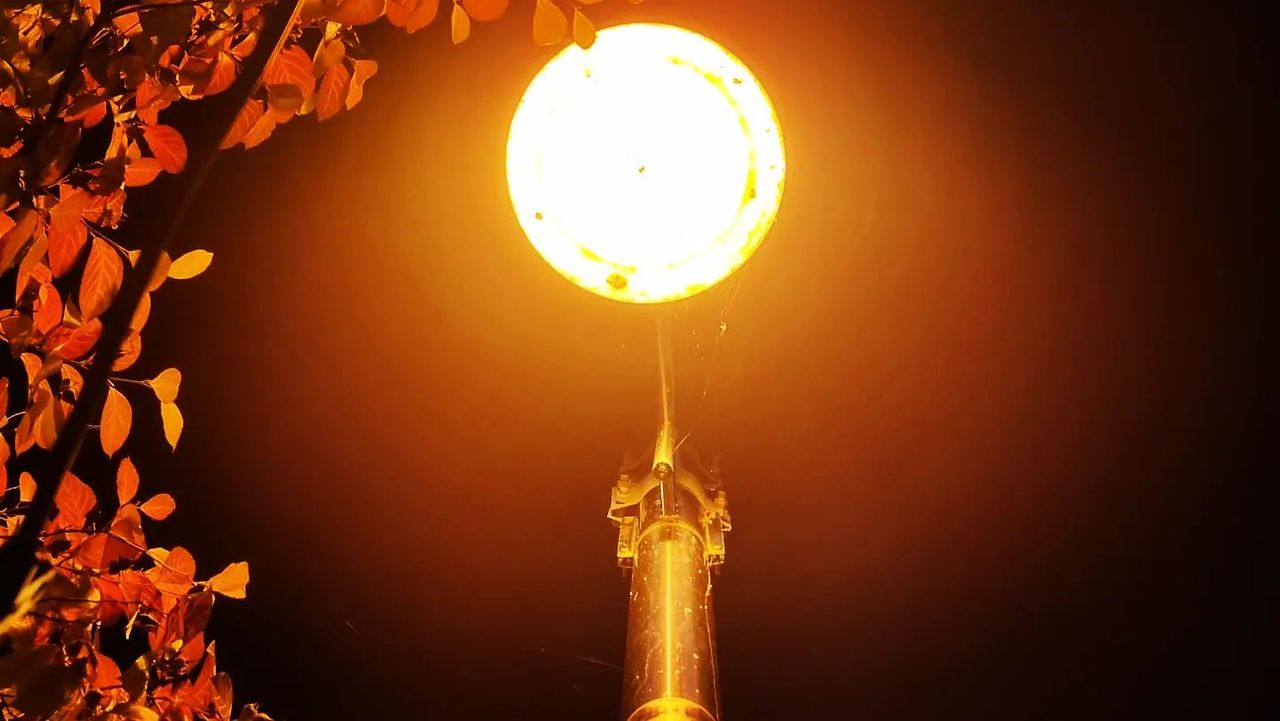 '가로등'을 접속사로 씁니다.jpg