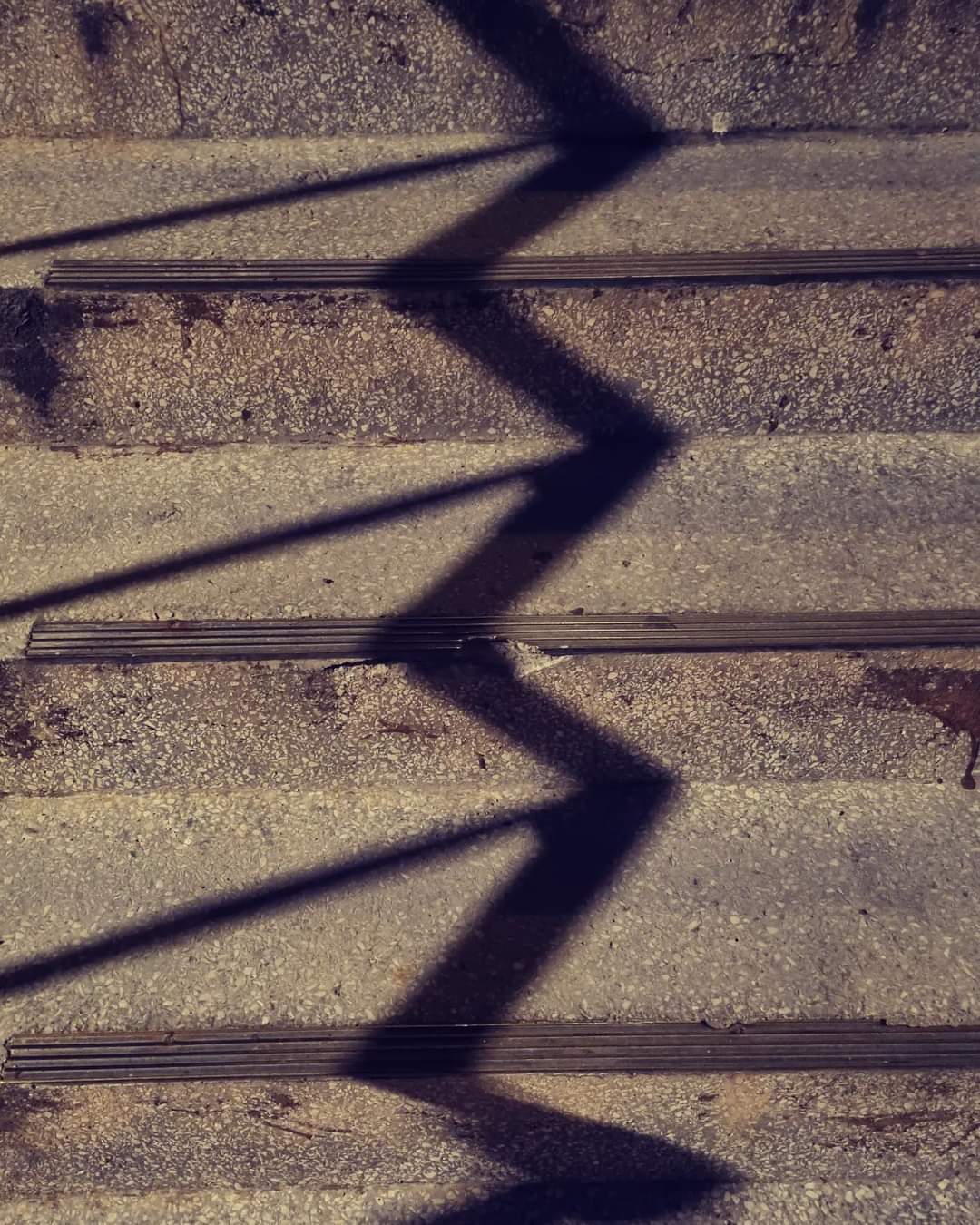 나와 나 사이에 띄어쓰기를 하는 수밖에.jpg