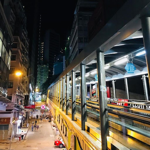 홍콩의 미드레벨 에스컬레이터.jpg