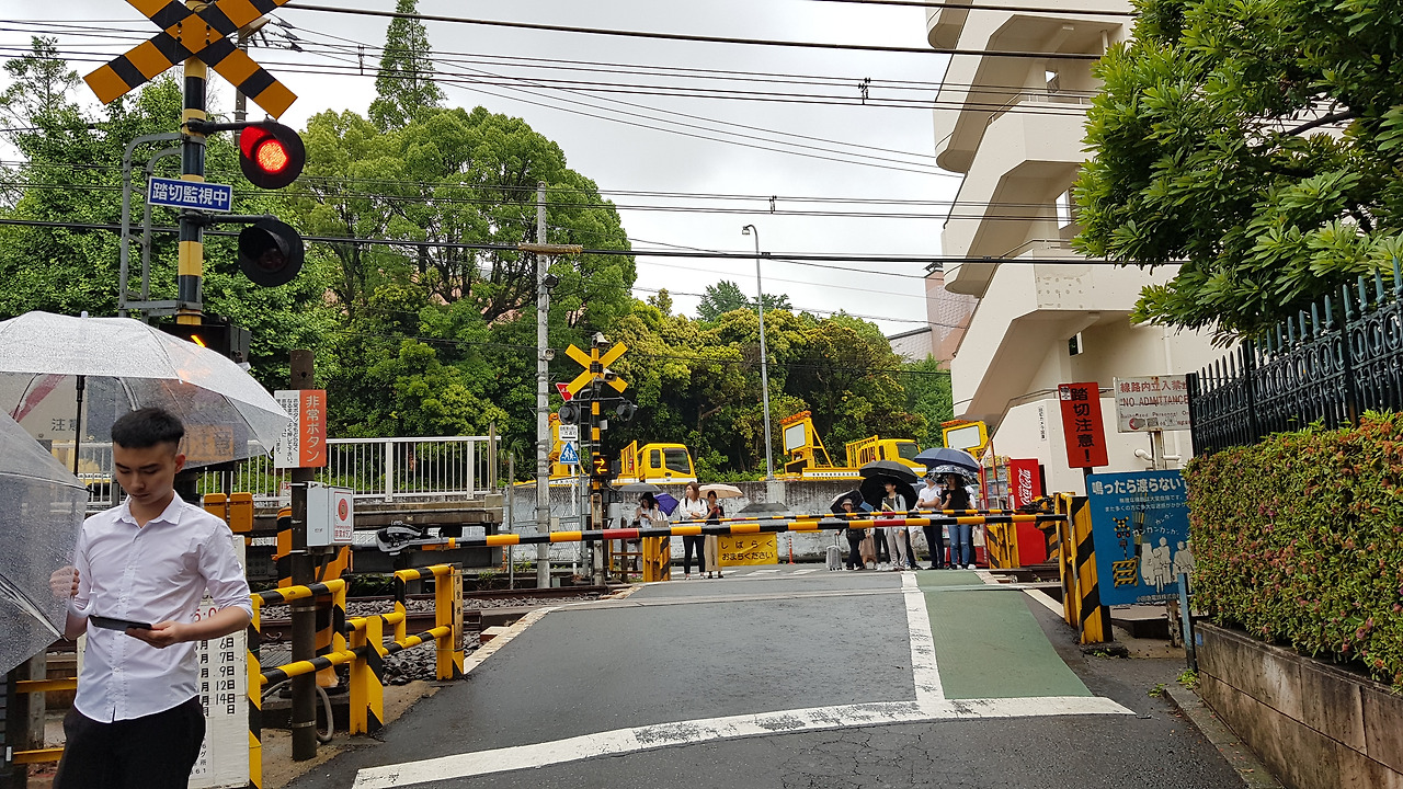 초속 5cm에 등장하는 기찻길.jpg