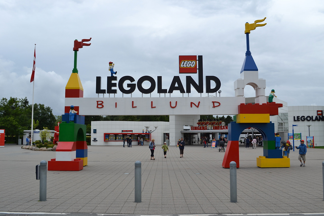 Legoland_Billund_(6751086171).jpg