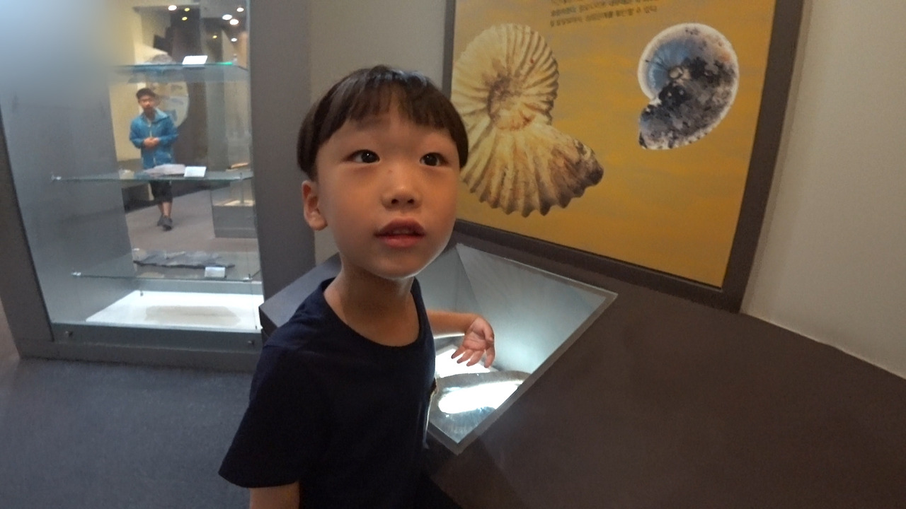 C0010.00_04_25_07.스틸 003.jpg