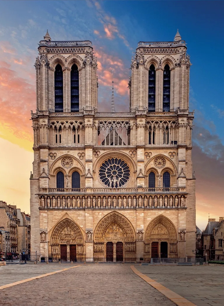 Notre-Dame_west-facade_0 복사.jpg