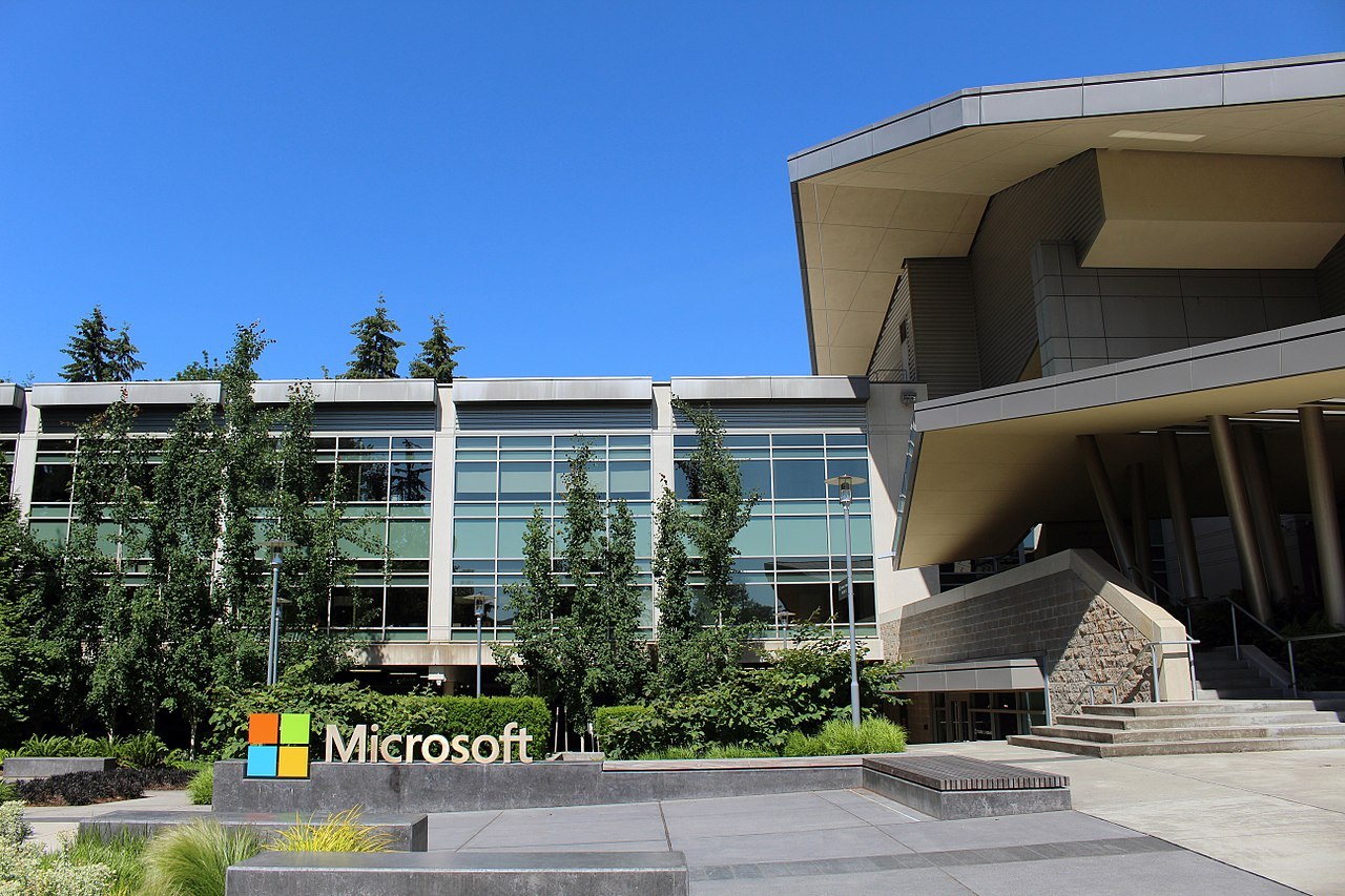 1280px-Building92microsoft.jpg