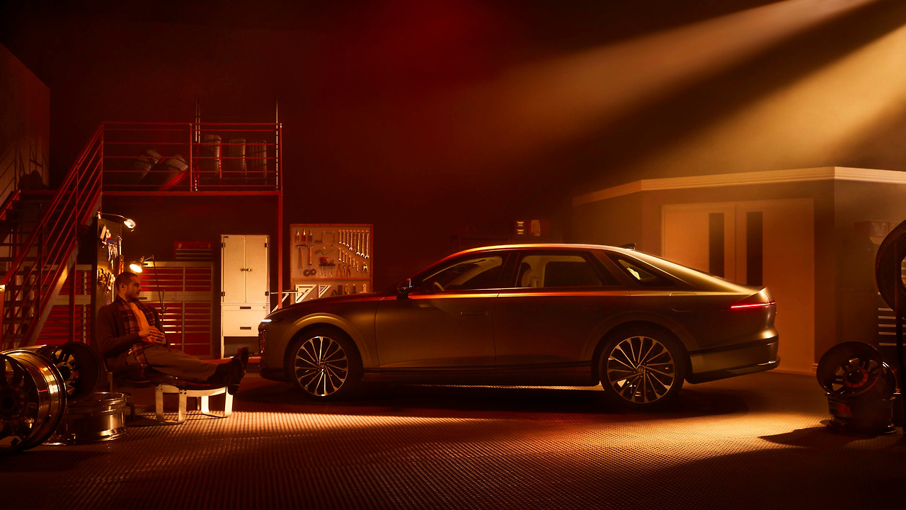 221114 (사진9) 현대차, 디 올 뉴 그랜저 세계 최초 출시.jpg