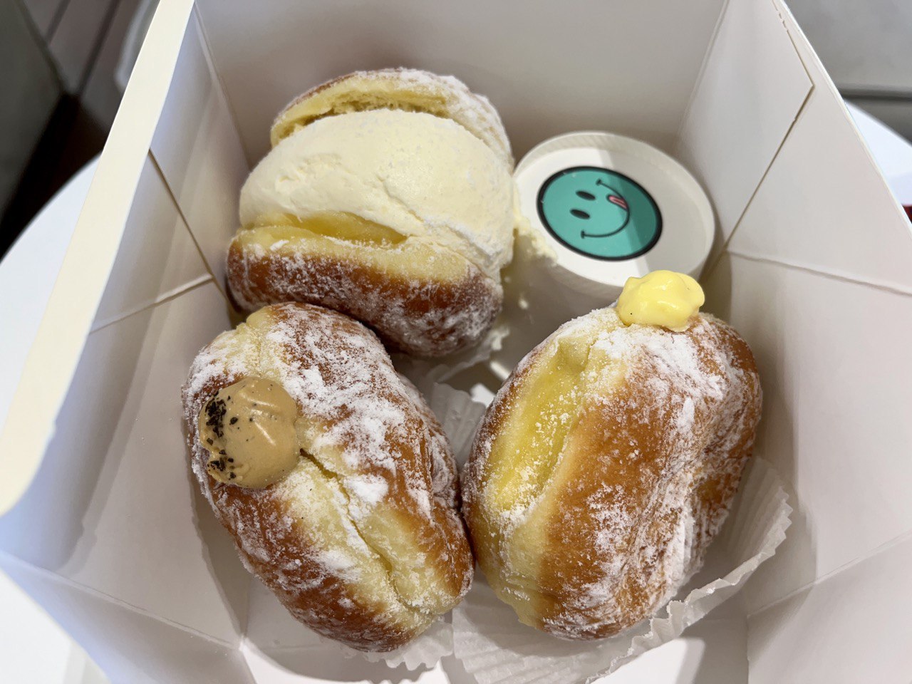 노티드 도넛.jpg