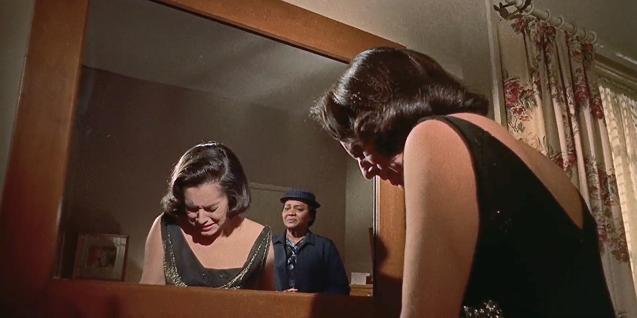 슬픔은 그대 품안에Imitation.of.Life.1959.1080p.BluRay.x264.YIFY.mp4_20240221_234002.502.jpg